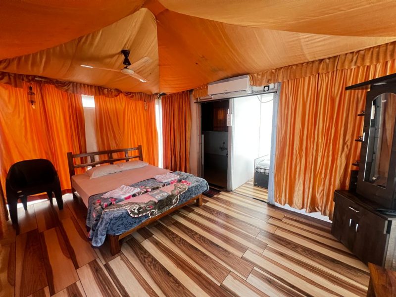 Tent Room